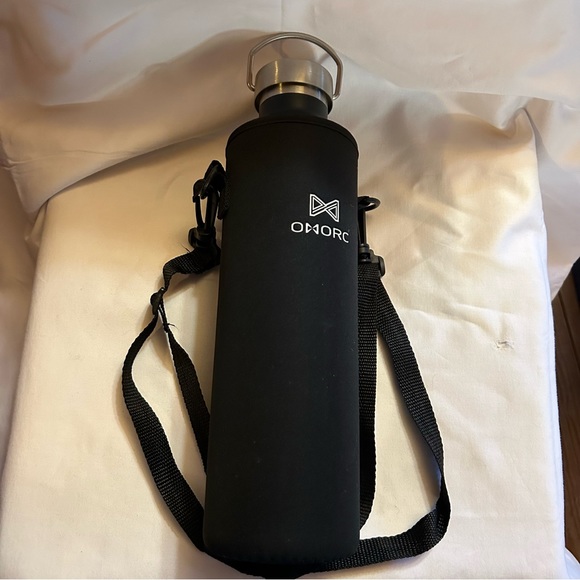 Omork Large Bottle with Bag - Picture 1 of 15